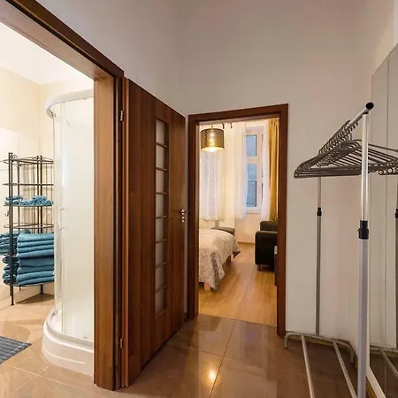 Komfortowy Apartament W Centrum Krakowa Apartment *
